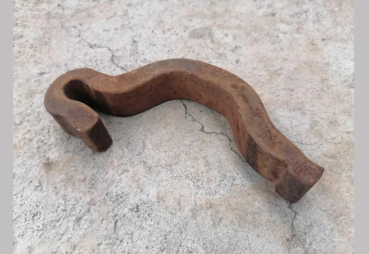 ANCLA TIPO 'J' PARA RIEL DE 115 LB